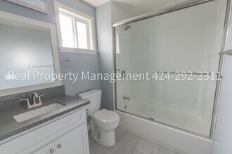 Building Photo - 1354 E 23rd St