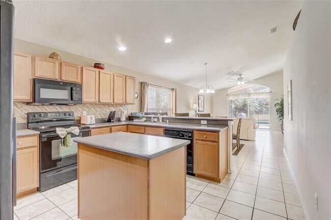 Building Photo - 927 Orange Cosmos Blvd