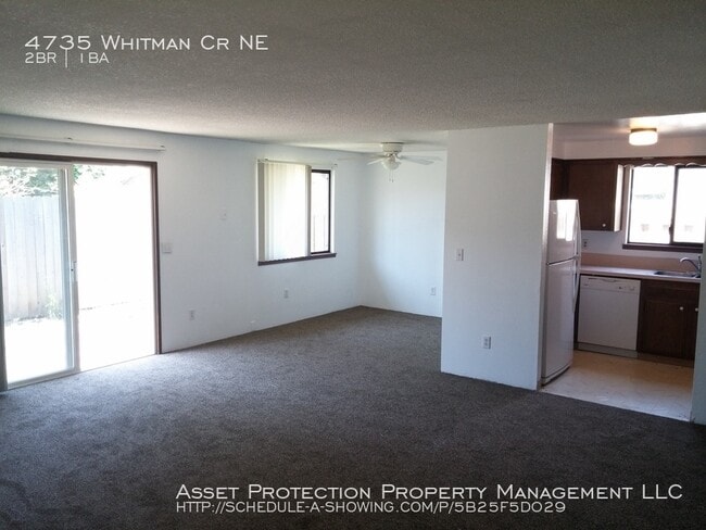 Building Photo - Adorable Duplex with Private Yard and Garage