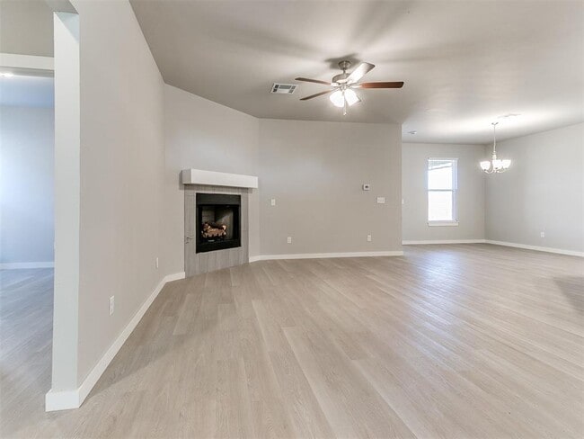 Building Photo - 8325 NW 163rd Ter