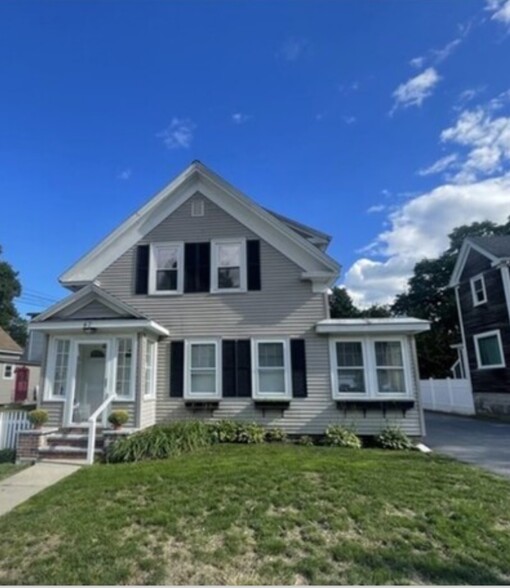 Primary Photo - 67 Pearl St