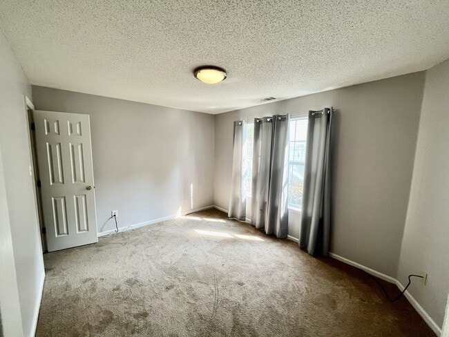Building Photo - 415 Seahorse Run