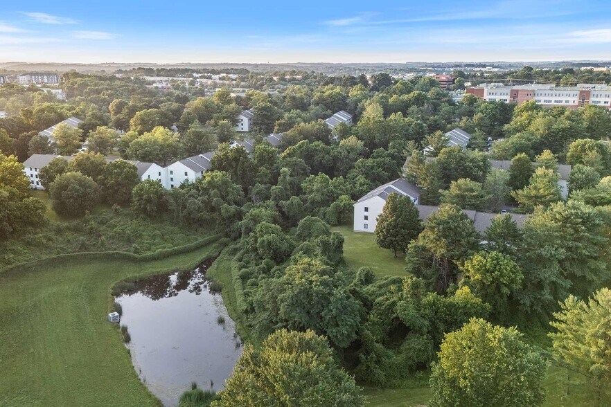 Primary Photo - Seneca Place