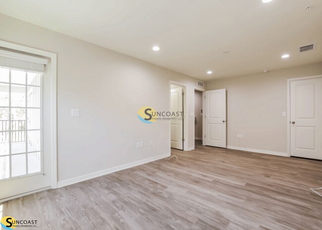 Building Photo - 3821 SW 43rd Ct