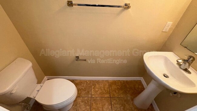 Building Photo - 104 Richmar Ave