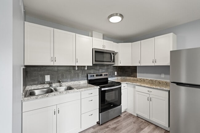Building Photo - 801-805 Lester Harris Rd