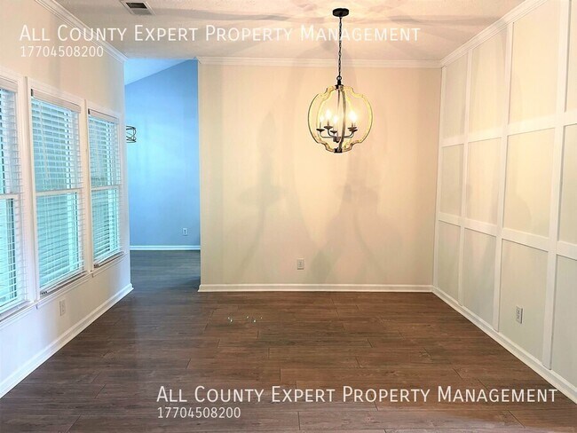 Building Photo - 110 Pinion Cir