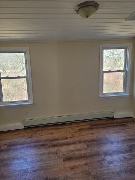 First floor bedroom - 6963 NY-38