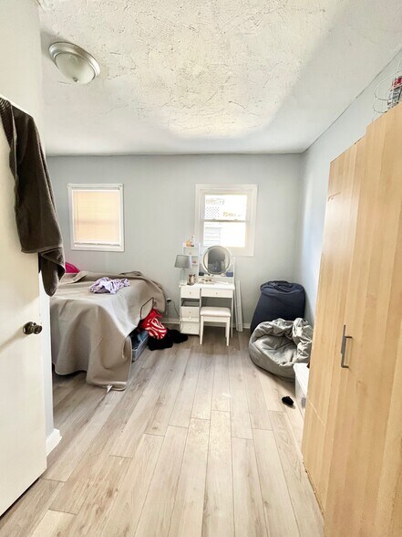 Building Photo - 10R Gardner St