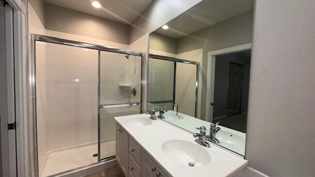 Building Photo - 3/3 Townhome in Villagewalk at Lake Nona for Rent