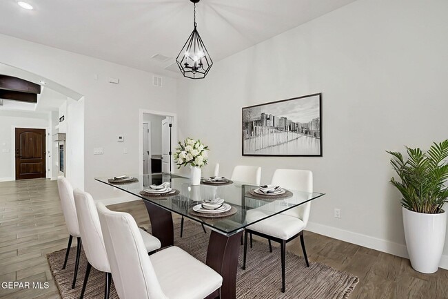 Building Photo - 14937 Tierra Fortaleza Ave