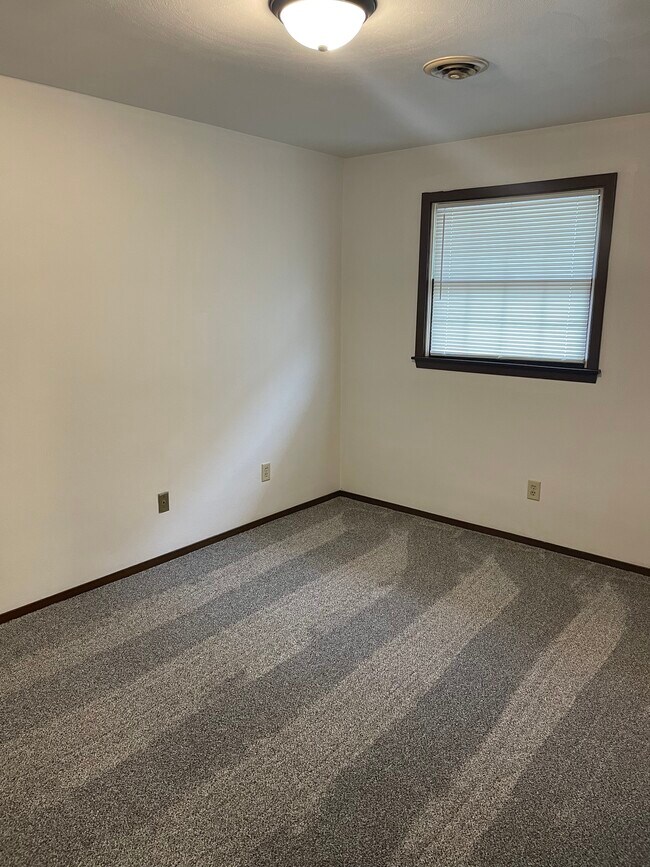 Bedroom 2 - 1706 Commerce St