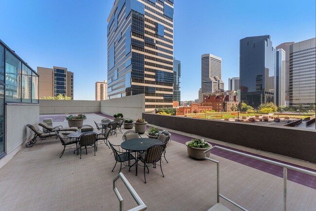 Building Photo - PENTHOUSE LEVEL Condo in LoDo!