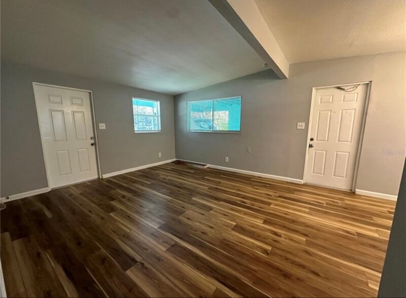 Building Photo - 3805 7th Ave W