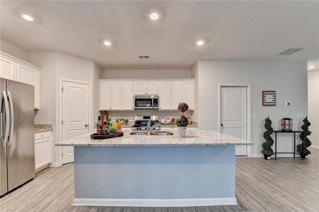 Building Photo - 111 Horned Owl Ave