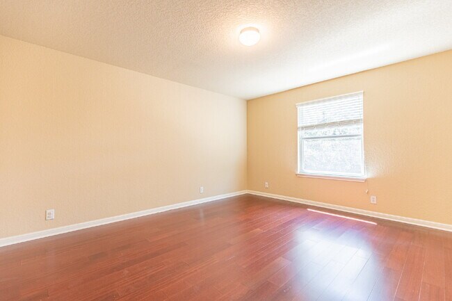 Building Photo - 8922 Weimer Forest