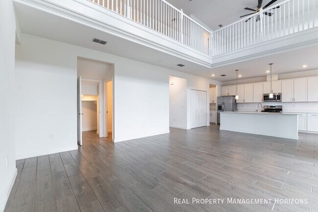 Building Photo - 15436 White Linen Dr