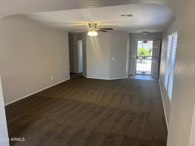 Building Photo - 5225 E Florian Ave