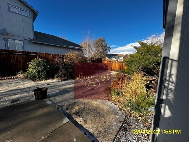 Building Photo - ?? Single Story home in South Reno- Kay De...