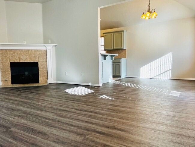 Building Photo - Updated 3BD 2BA Home Located in a Great Norman Neighborhood!!