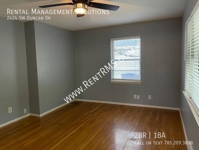 Building Photo - 2424 SW Duncan Dr