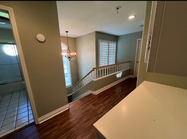 Building Photo - Beautiful 3-Bedroom Home with Solar and a Large Yard in Stevenson Ranch