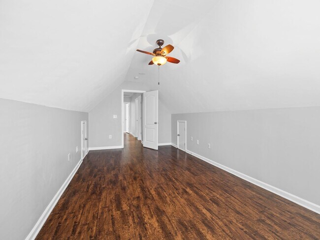 Building Photo - Charming 3BR 2-1/2 Bath in Spartanburg – S...