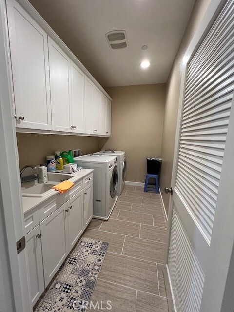 Building Photo - 428 S Lark Ellen Ave