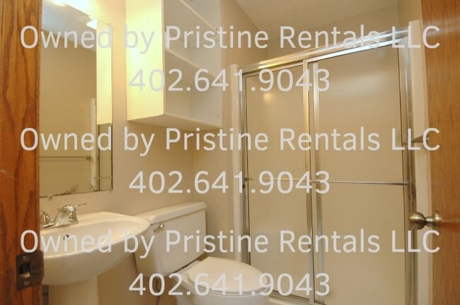 Building Photo - 322 S 6th St