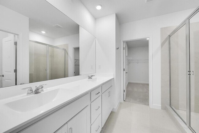 Building Photo - 3492 Cedar Grv Dr