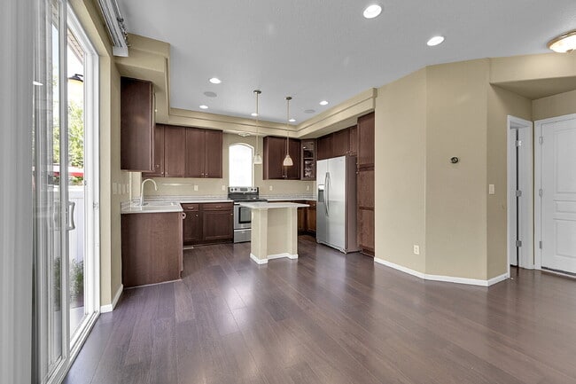 Building Photo - $2,595.00 - 3 Bed, 2.5 Bath Single Family ...