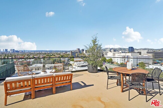 Building Photo - 1110 Spaulding Ave