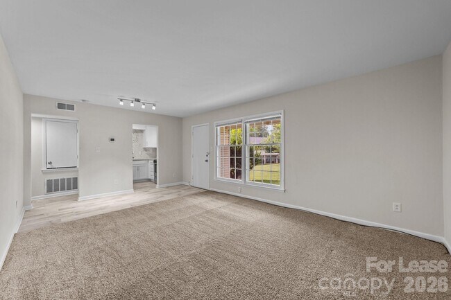 Building Photo - 4605 Coronado Dr