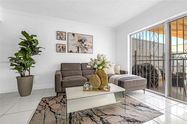 Building Photo - 1675 W 57th St