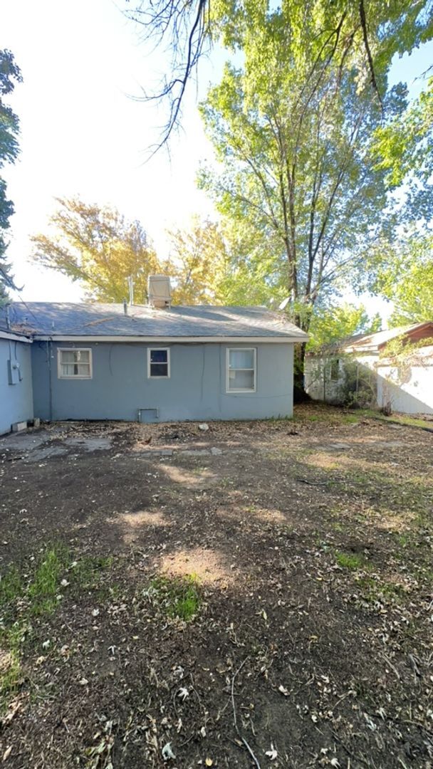 Building Photo - 2 bed 1 bath Aztec NM