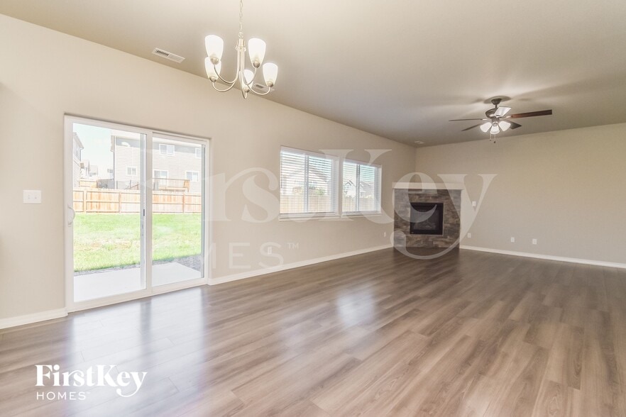 Building Photo - 8288 Kintla Ct