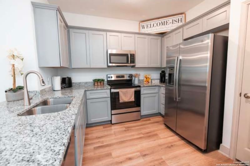 Building Photo - 7508 Magnolia Village