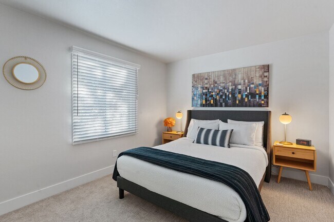 Building Photo - 4 Bedroom Home in SW Loveland