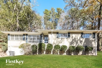 Building Photo - 3364 Valley Park Dr