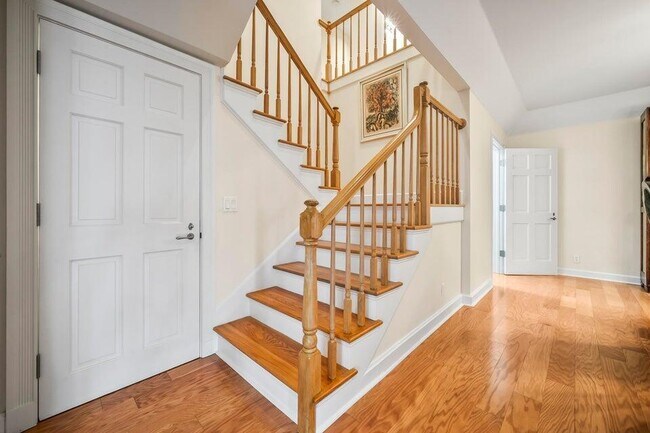 Building Photo - 14394 Cypress Island Ct