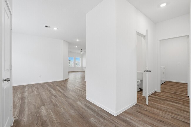 Building Photo - 3005 Teal Breeze Ln
