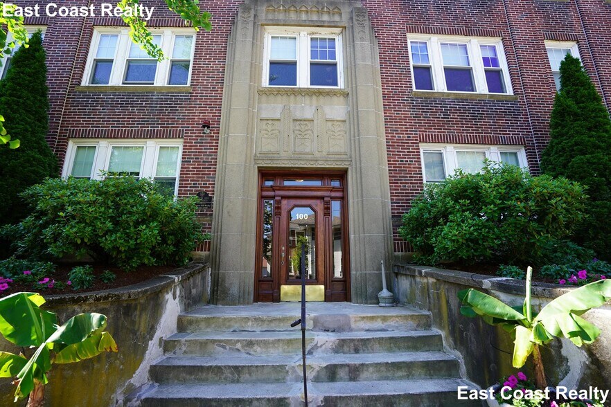 Building Photo - 100 Kilsyth Rd