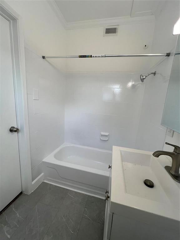 Building Photo - 4021 Mandell St