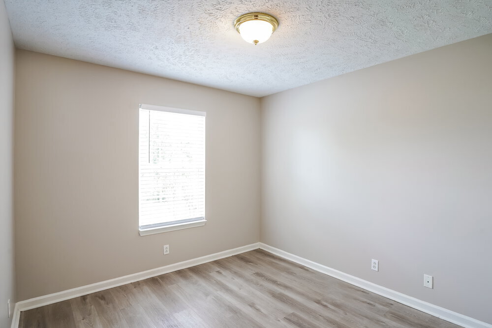 Building Photo - 1187 St Andrews Dr