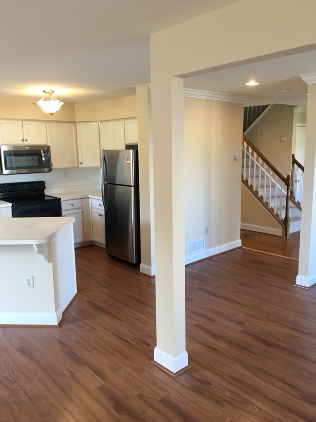 Building Photo - 4011 Greenes Way Cir