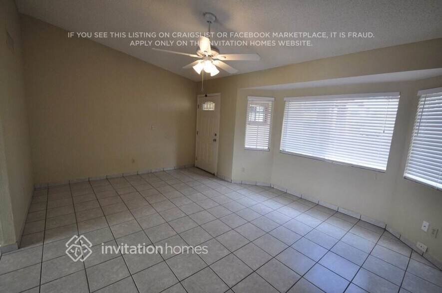 Building Photo - 9503 W Las Palmaritas Dr