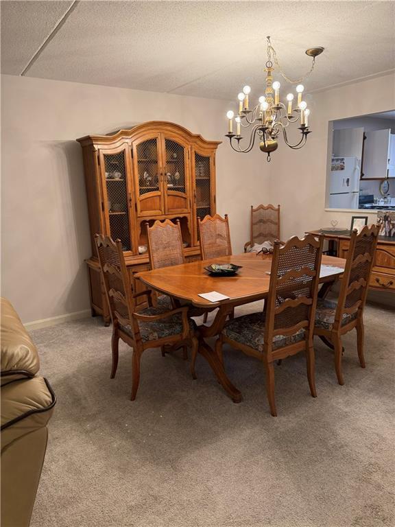 Building Photo - 650 E Greenwich Ave