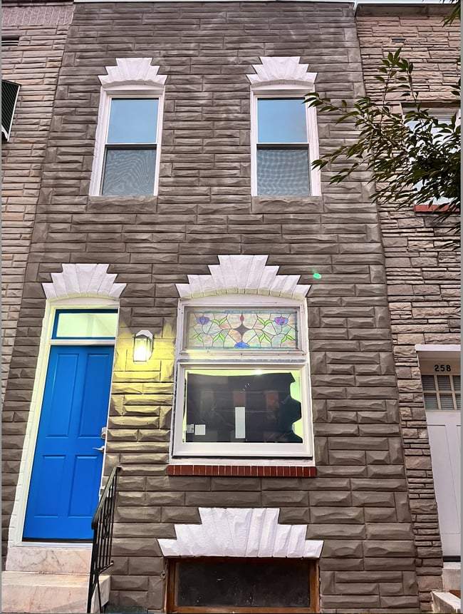 Building Photo - 260 S Highland Ave