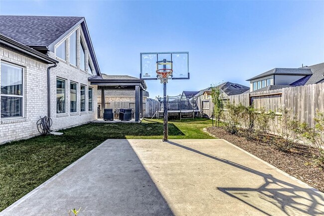 Building Photo - 31430 Vineyard Creek Dr