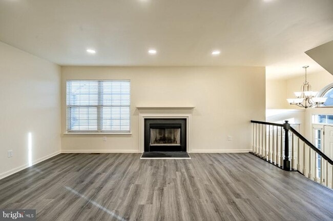 Building Photo - 609 Hamilton St